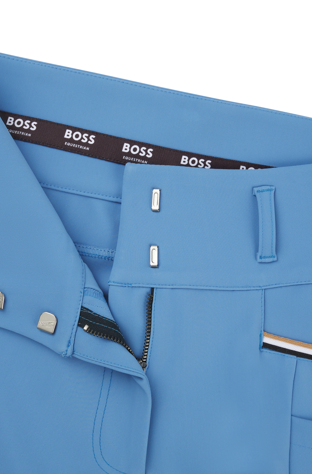 B5W1303-429_Flat02_master