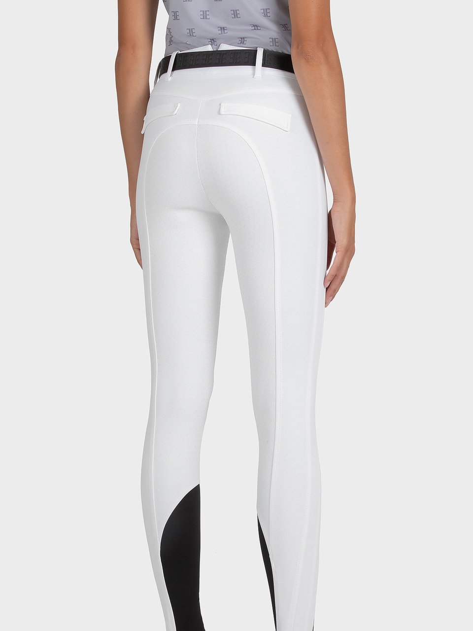 N09058_Ettiefh_001_Rear