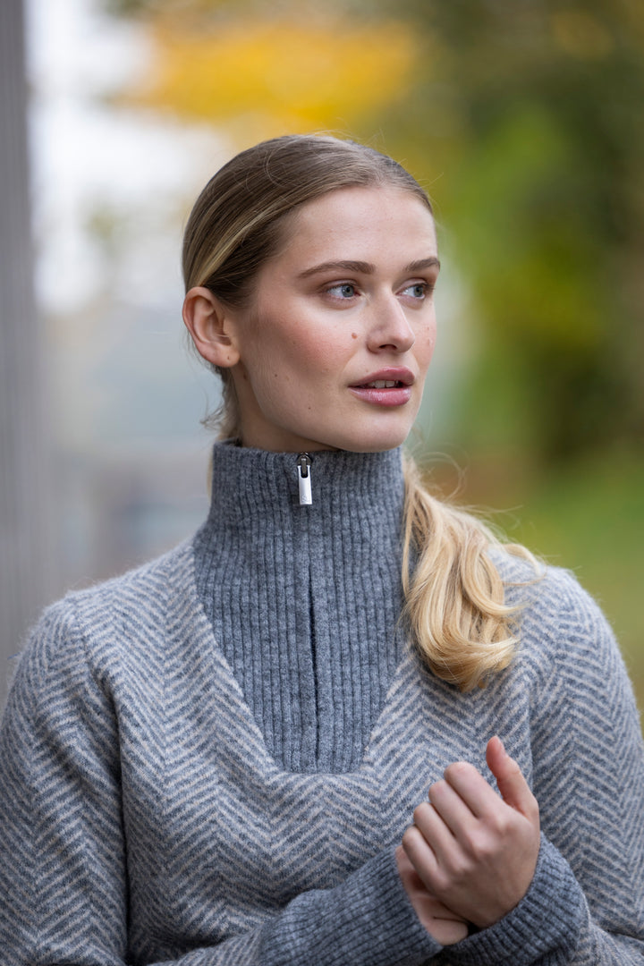 KLaudrey Ladies Half Zip Knit